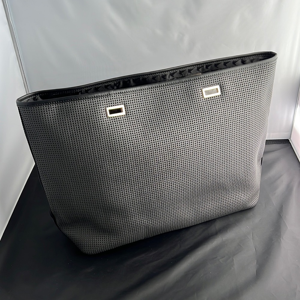New Lo & Sons 15” Seville Shell in Dk Grey Perforated Saffiano Leather
